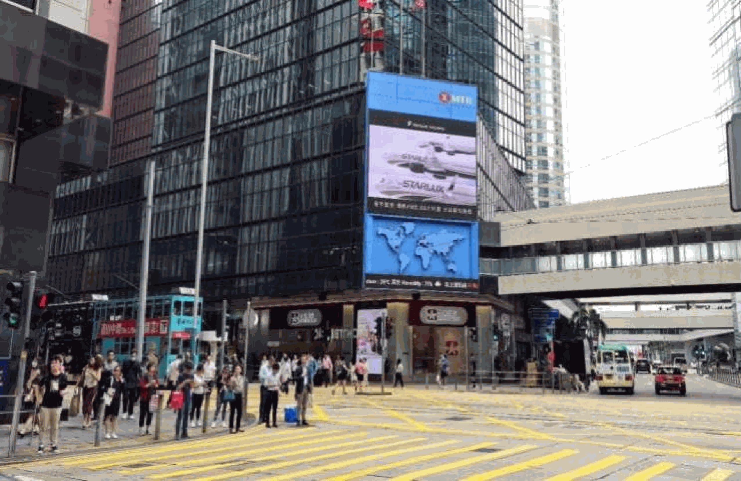 香港中环环球大厦LED
